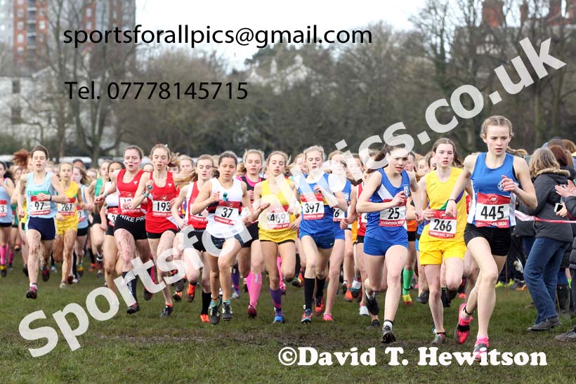 Junior girls, 2020 New Balance English Schools Champs., Sefton Park, Liverpool. Photo: David T. Hewitson/Sports for All Pics